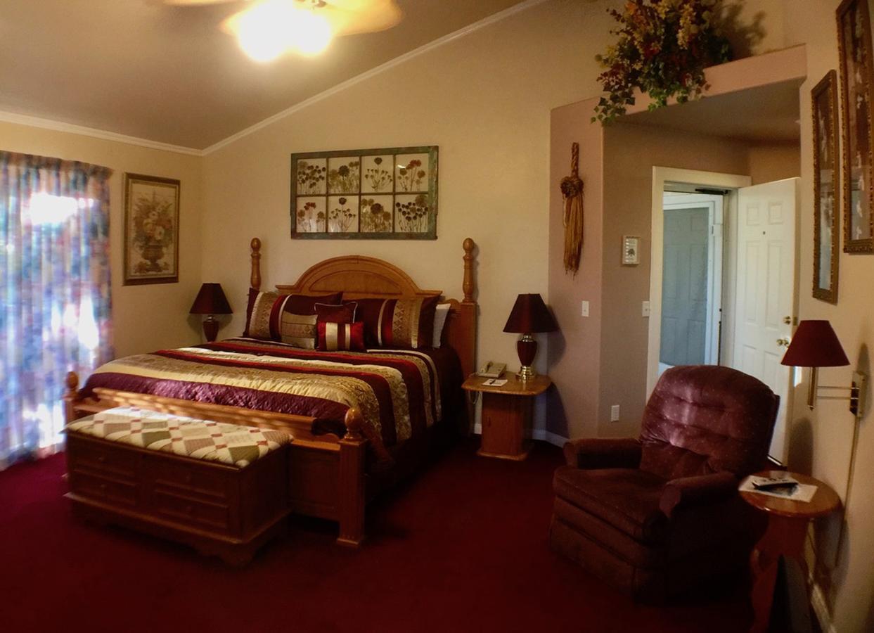 Giant Oaks Lodge Running Springs المظهر الخارجي الصورة