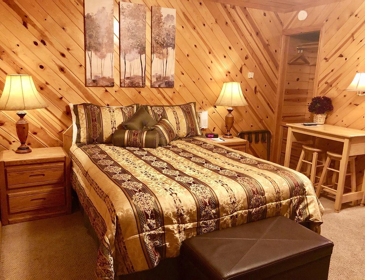 Giant Oaks Lodge Running Springs المظهر الخارجي الصورة