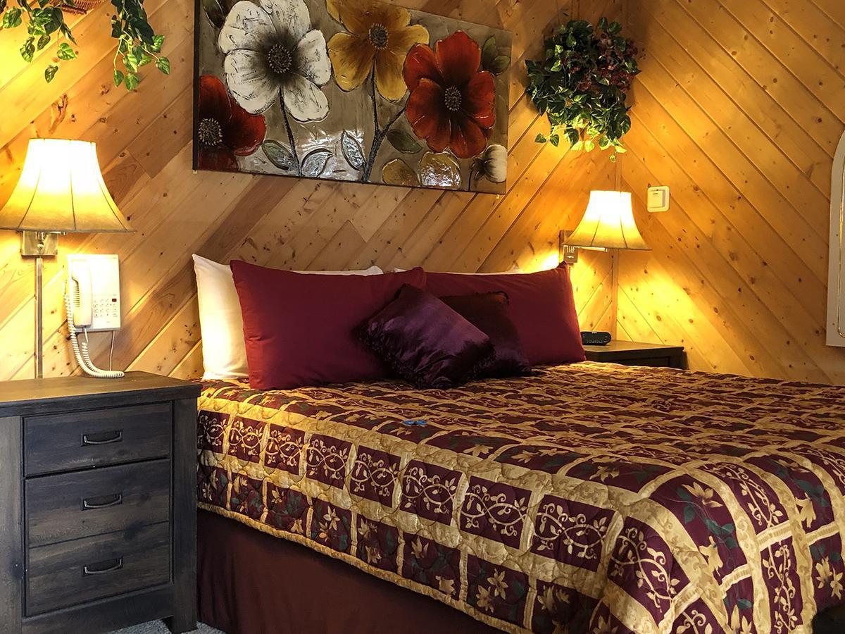 Giant Oaks Lodge Running Springs المظهر الخارجي الصورة