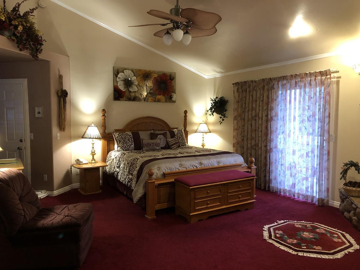 Giant Oaks Lodge Running Springs المظهر الخارجي الصورة
