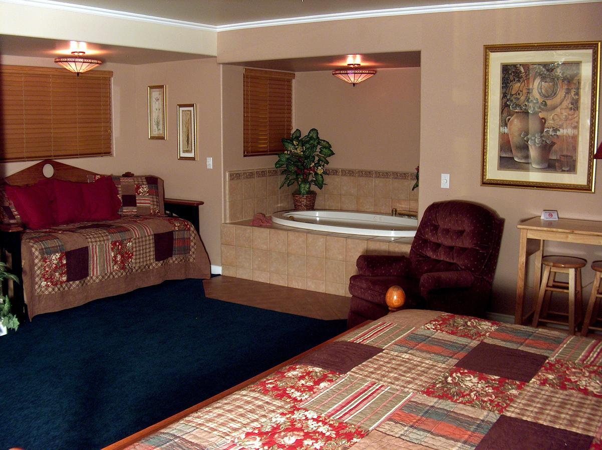 Giant Oaks Lodge Running Springs المظهر الخارجي الصورة